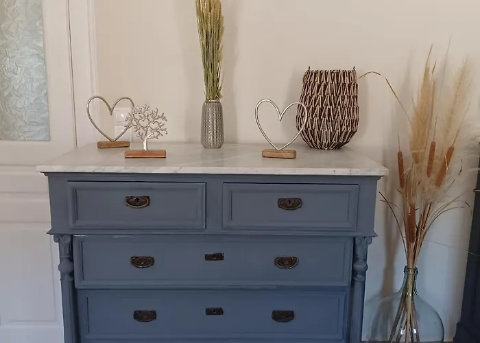 Emmelia Stavros (Ithaka)